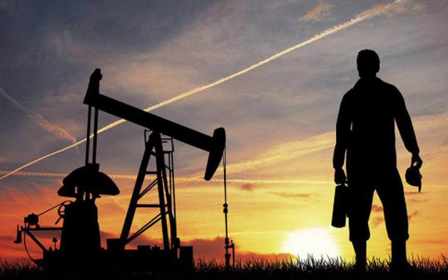 Россия в 2015 году добыла рекордные объемы нефти