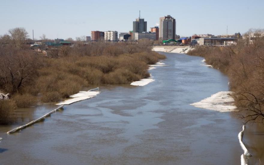 Паводок: вода продолжает подступать к Шадринску и Кургану
