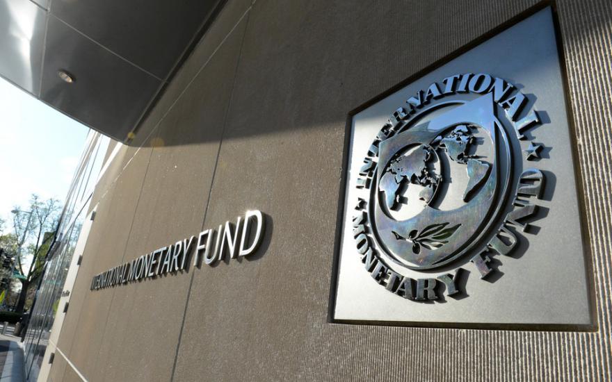 Эксперты МВФ прогнозируют улучшение финансового положения России в 2017 году