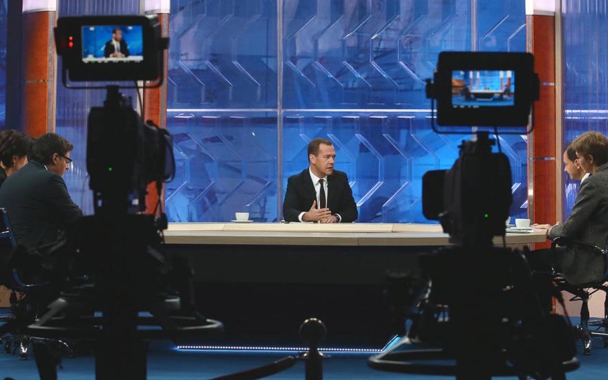 Дмитрий Медведев 15 декабря ответит на вопросы российских телеканалов