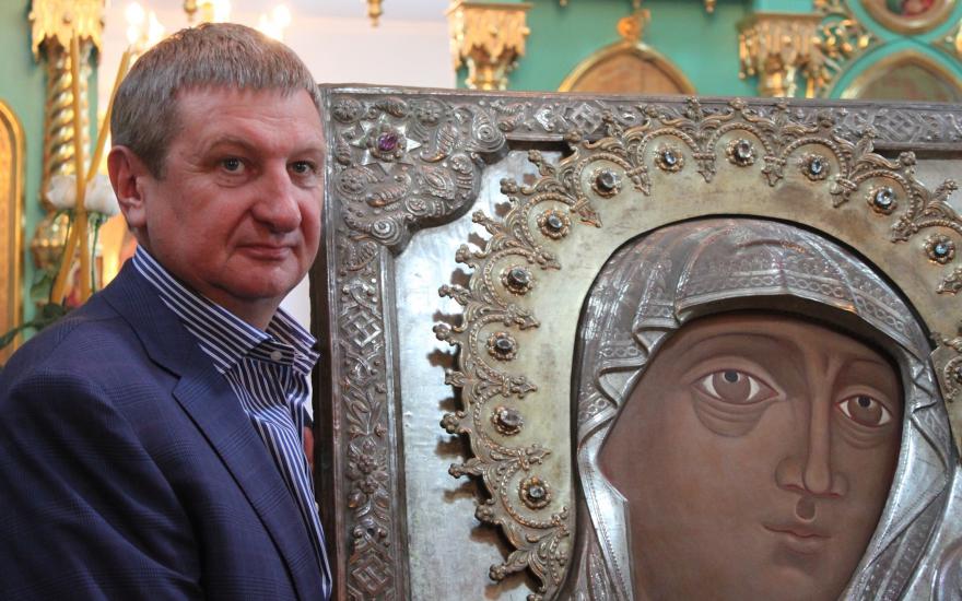 Алексей Кокорин и главный промышленник Зауралья встретились на литургии