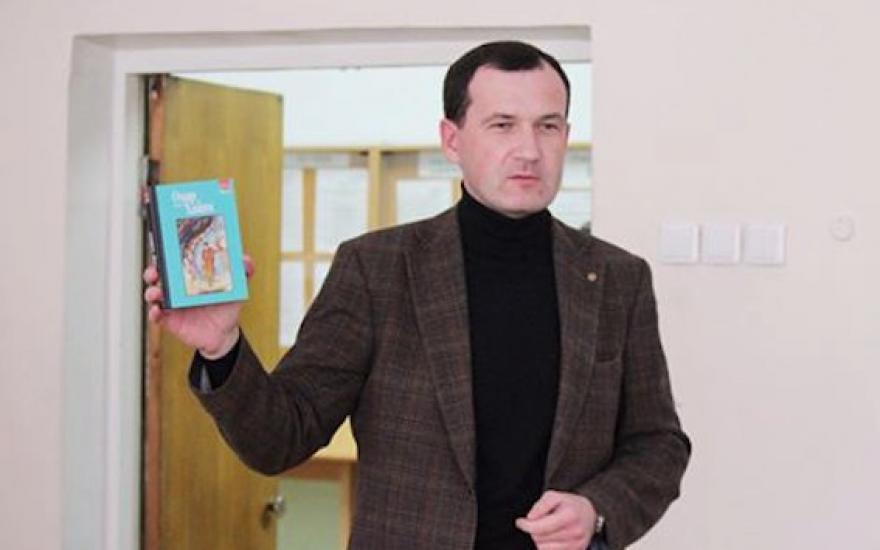 Депутат гордумы предложил студентам почитать Омара Хайяма