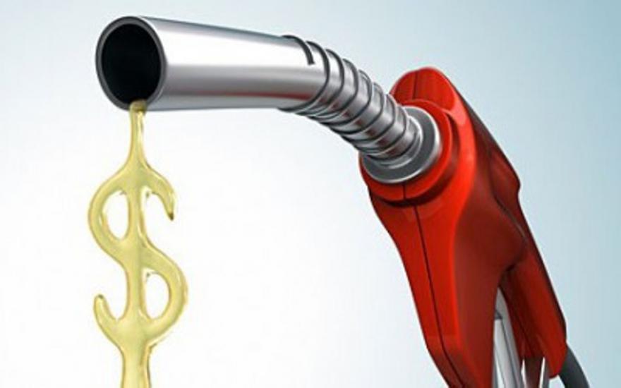 В Кургане падают цены на бензин