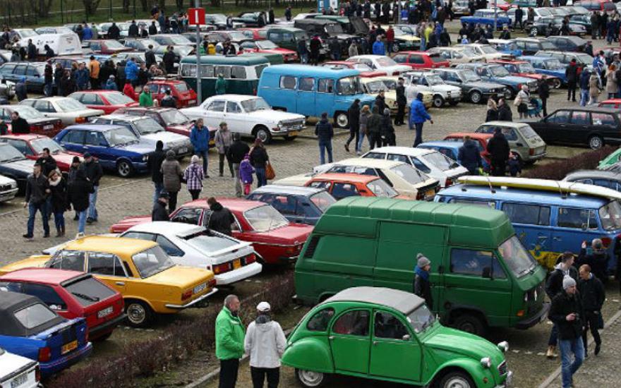 В России спрос на подержанные автомобили продолжает падать