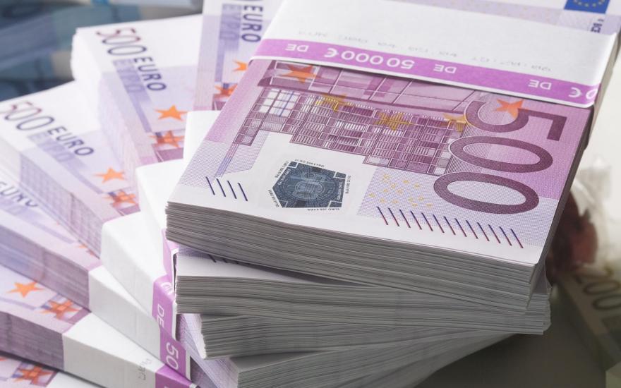 Биржевой курс евро поднялся до 73 рублей