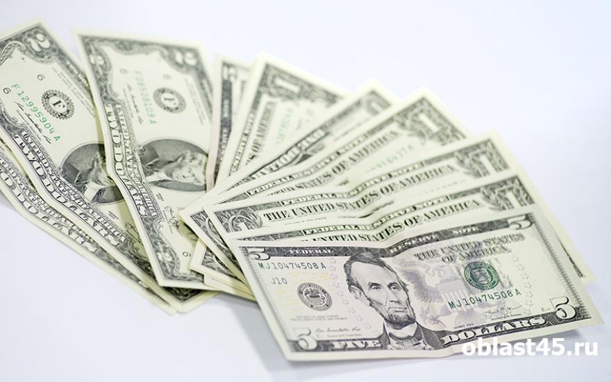  Курсы валют: к маю доллар может упасть ниже 66 рублей