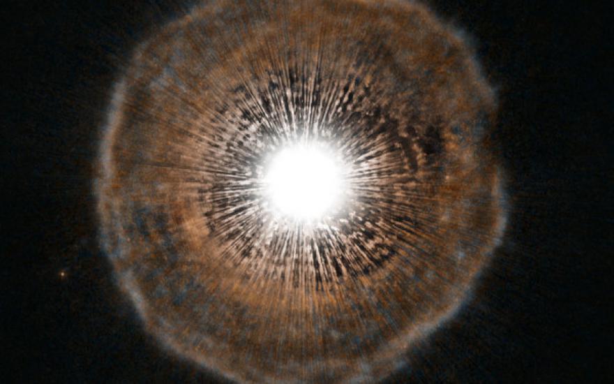 Ученые впервые сняли вспышку сверхновой.