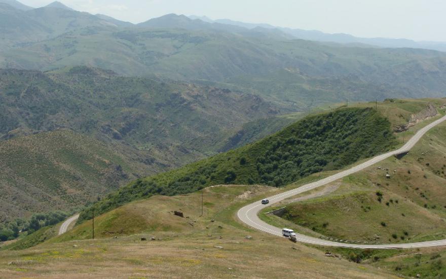 44% жителей России считают, что Нагорный Карабах должен быть независимым государством