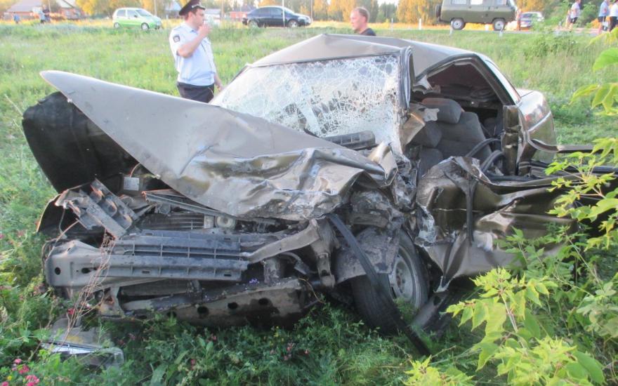 В Курганской области в аварии погиб водитель ВАЗ-2110