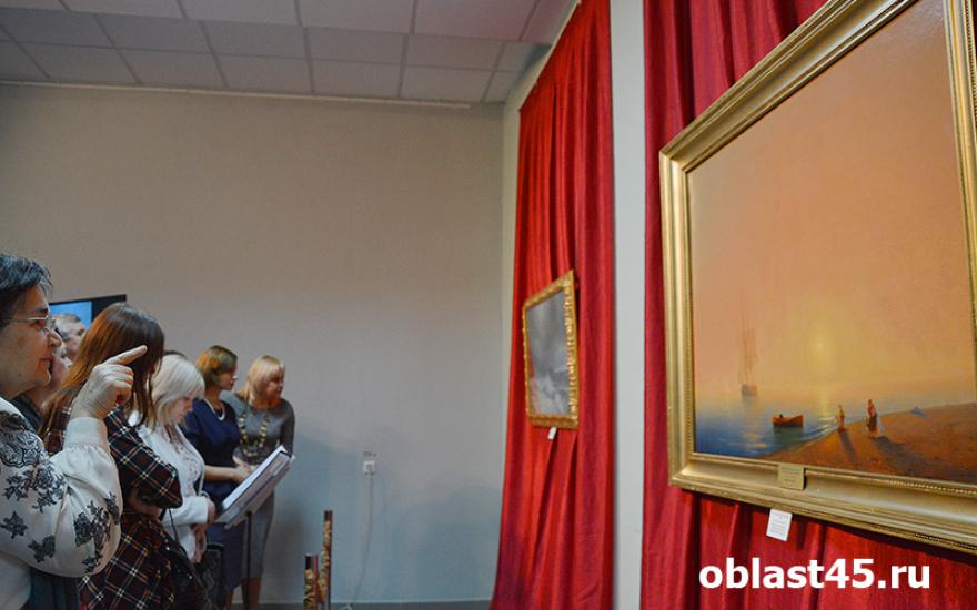 Выставку Айвазовского в Кургане ежедневно посещают свыше 500 человек