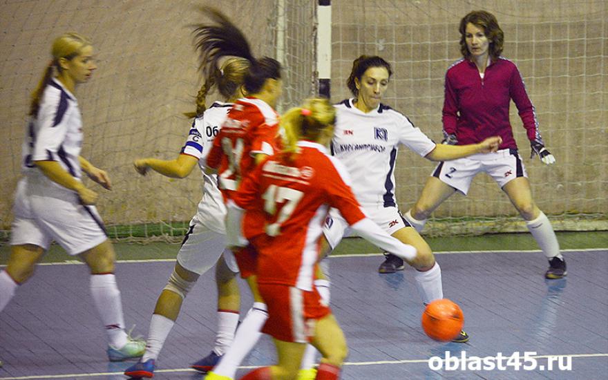 В финале кубка области среди женщин «Курганприбор» сыграет со своим дублем.
