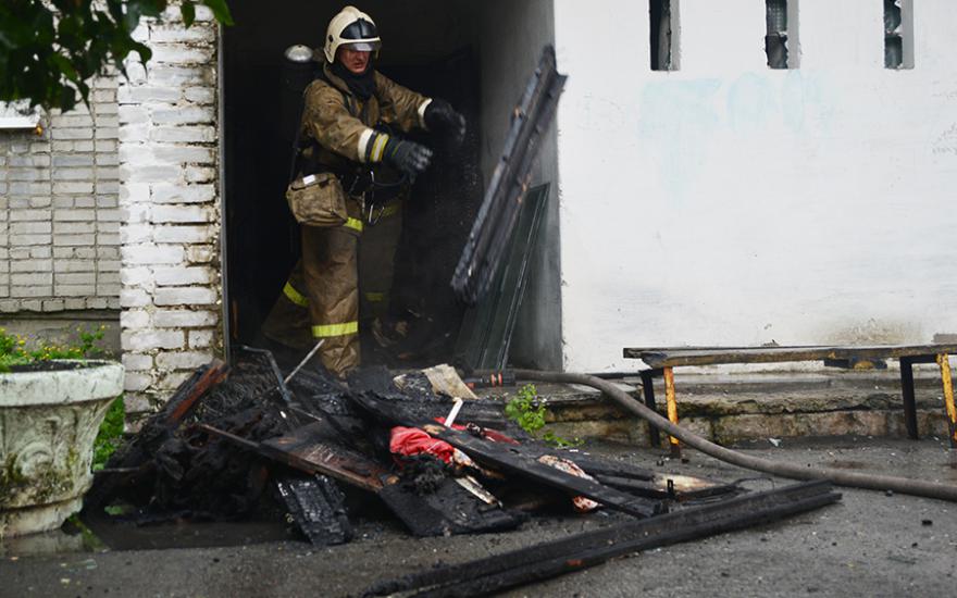 80% ожогов: в Кургане мужчина умер после пожара.