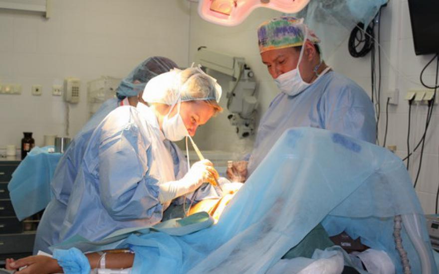 В Кургане пациентка умерла после пластической операции