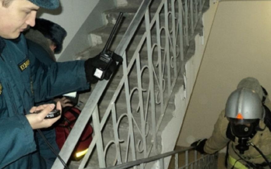 Подняться за две минуты по лестнице на 17 этаж: в Зауралье прошли соревнования пожарных