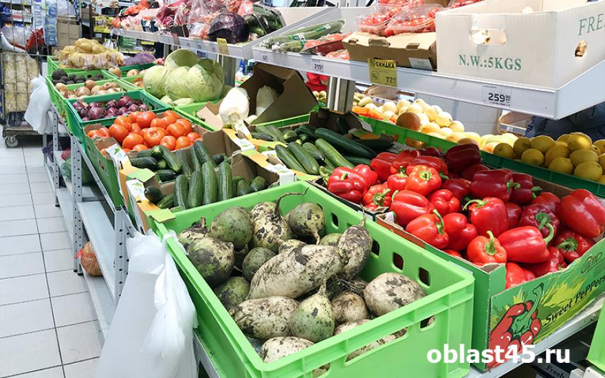 В Кургане взлетели цены на овощи и фрукты