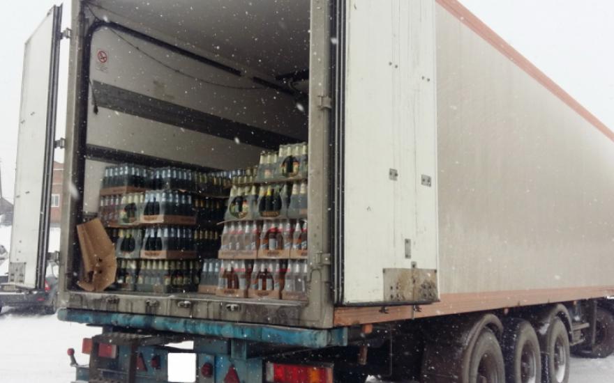 В Зауралье хотели ввезти 2 тысячи бутылок «паленого» алкоголя