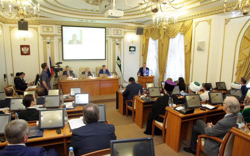 Зауральские депутаты предложили московским коллегам стимулировать меценатов.