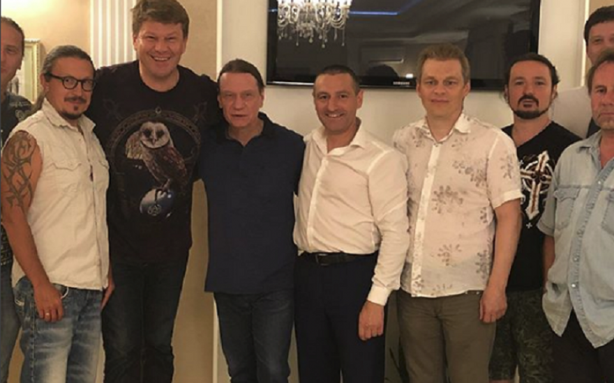Рок-музыкант Валерий Кипелов отметил юбилей с депутатом Госдумы из Кургана Александром Ильтяковым