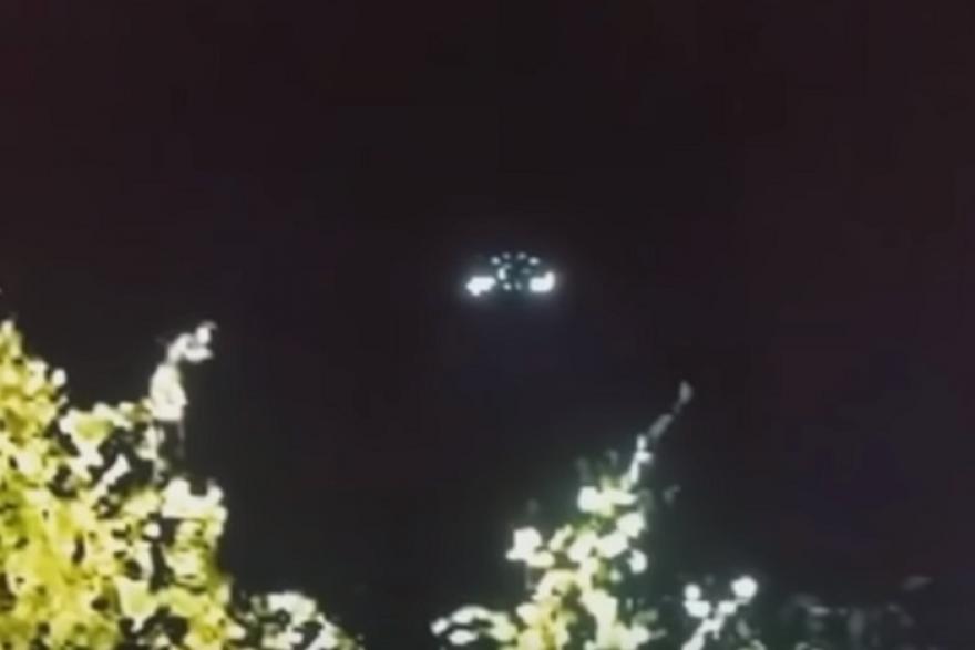 НЛО с «кошачьими глазами» сняли на видео