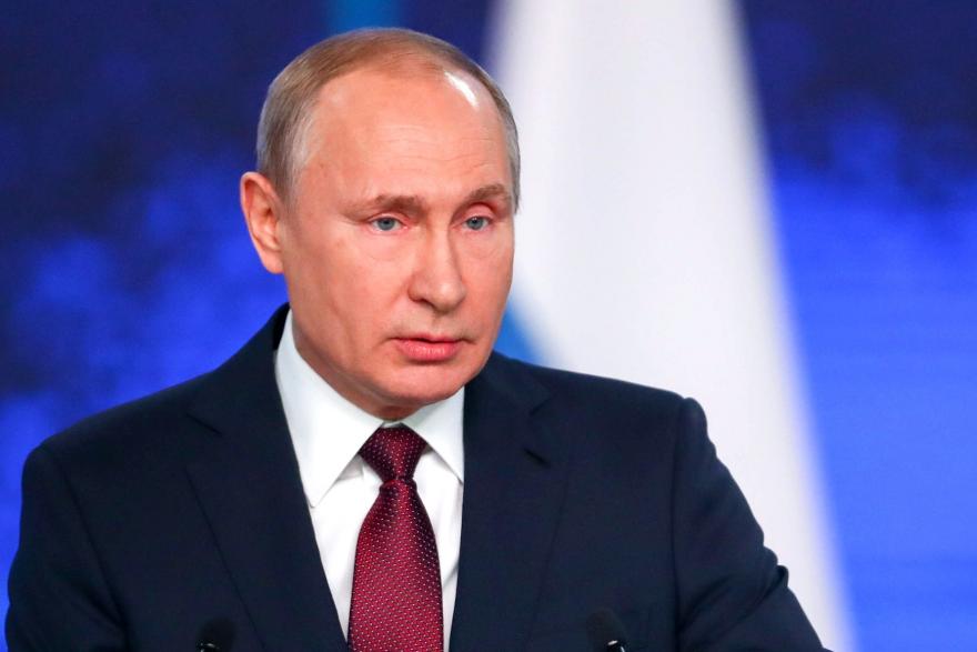 Рейтинг доверия россиян к Путину снизился