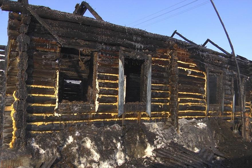 За пожары, в которых погибли шестеро детей, наказали чиновников Курганской области