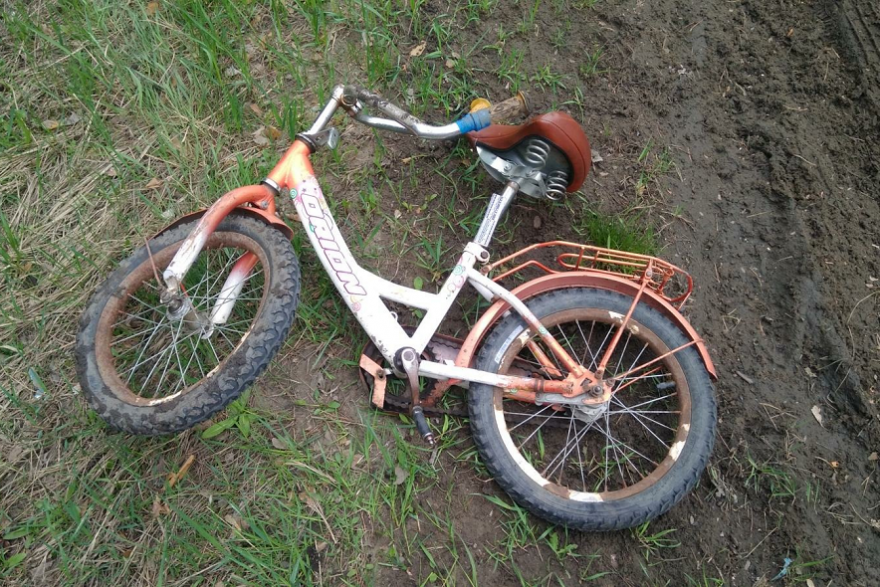 В Зауралье водитель сбил ребенка на велосипеде
