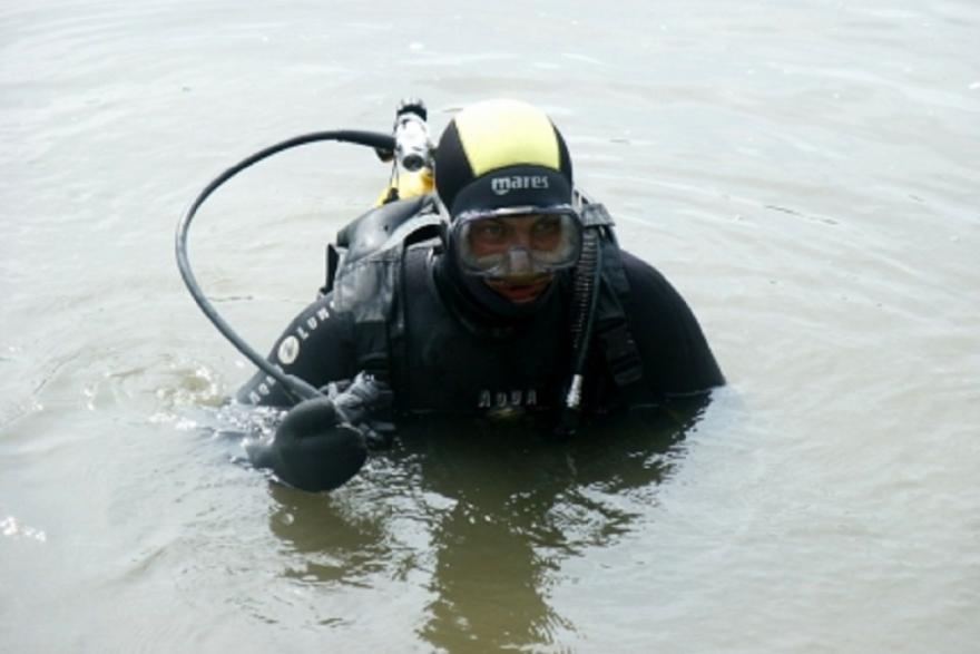 В Курганской области водолазы спасли утонувшего подростка