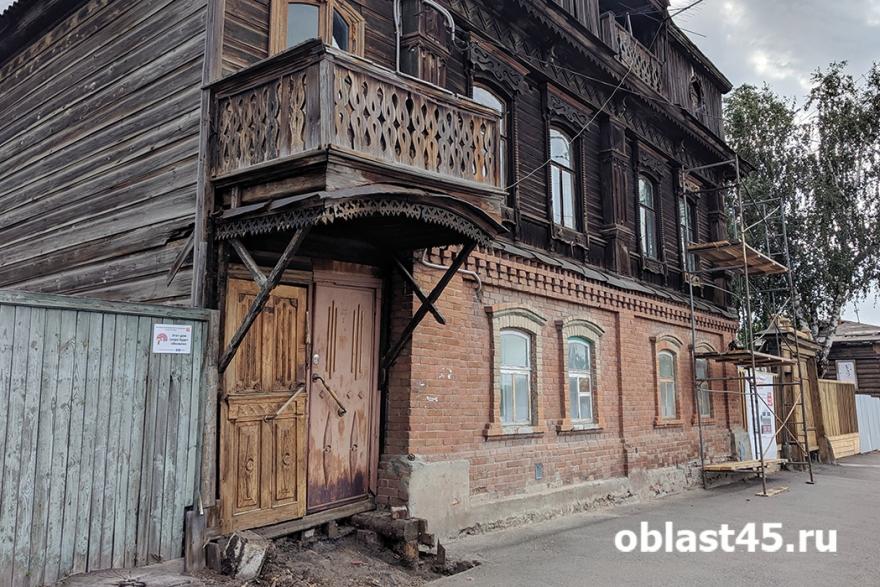 «Не хуже, чем в Санкт-Петербурге»: курганцы восстанавливают старинную усадьбу в центре города