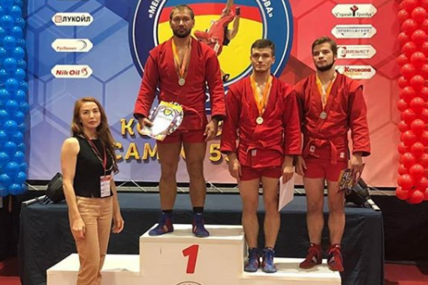 Курганцы завоевали золото, серебро и бронзу на международном турнире по самбо