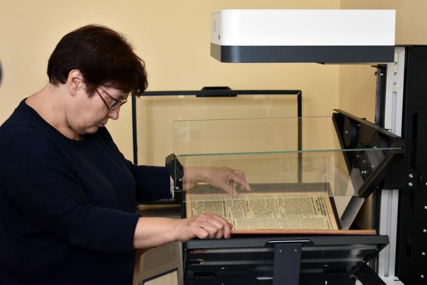 В курганской библиотеке появился сканер за 1,7 млн рублей 