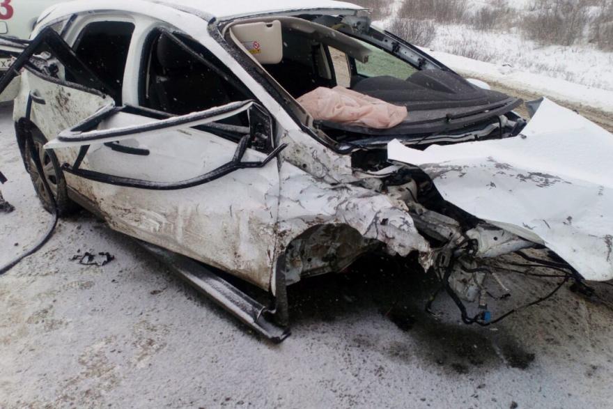 Шестеро пострадали и трое погибли в ДТП в Курганской области