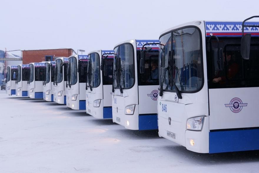 Уникальные курганские автобусы вышли на маршруты в Новом Уренгое