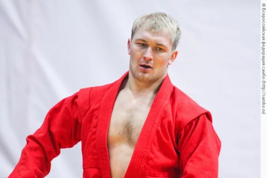 Зауральский самбист стал вице-чемпионом России и завоевал путевку на чемпионат Европы