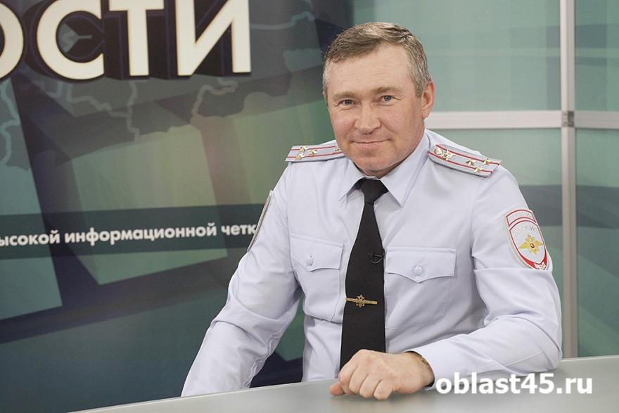 Начальник курганского УгРо Олег Кирьянов советует не отвечать неизвестным абонентам