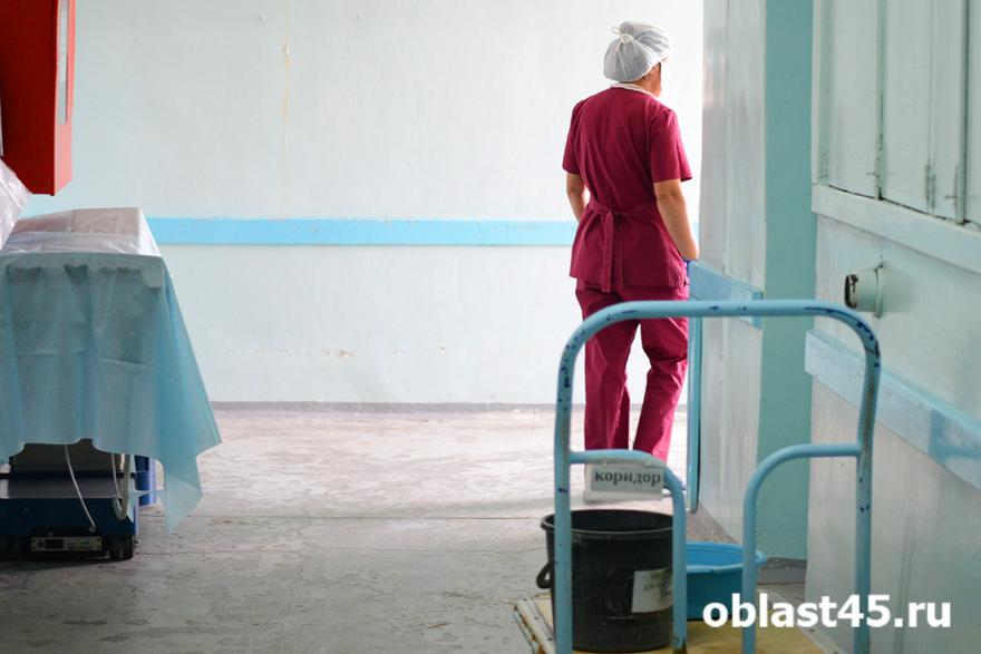 В курганской больнице скорой помощи отремонтируют палаты и установят новый пандус 