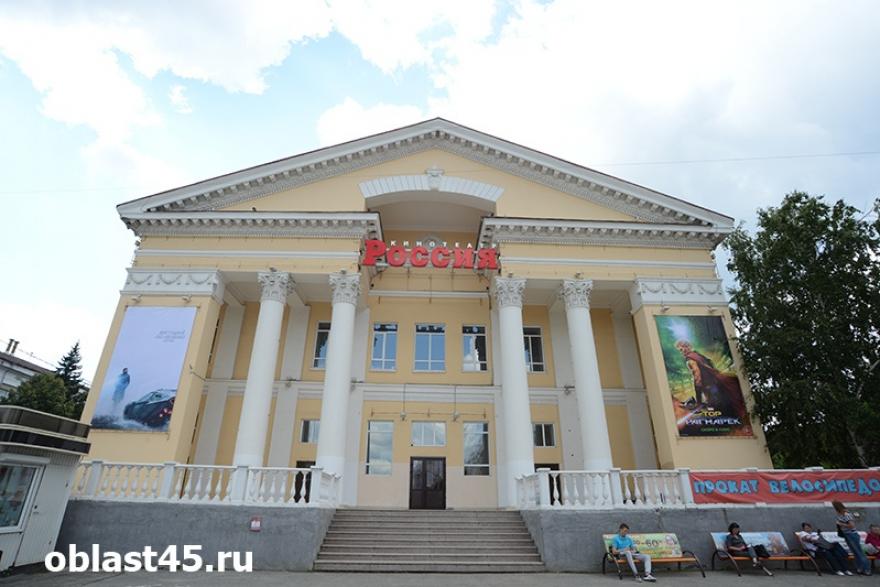 Кинотеатры в России могут открыть 15 июля
