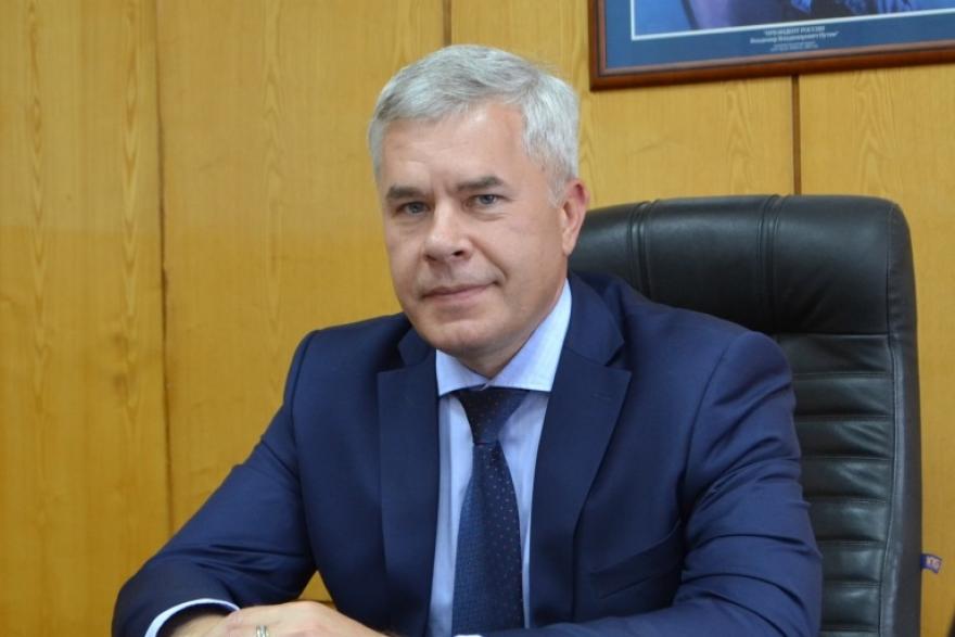 Глава Белозерского района сложил свои полномочия через год после избрания