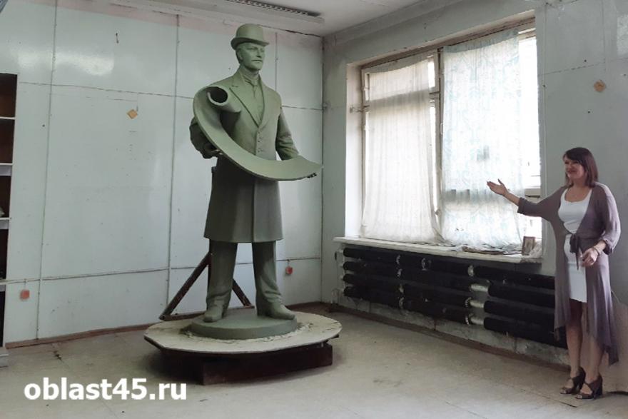 Комиссия приняла скульптуру Сергея Балакшина. Не обошлось без споров