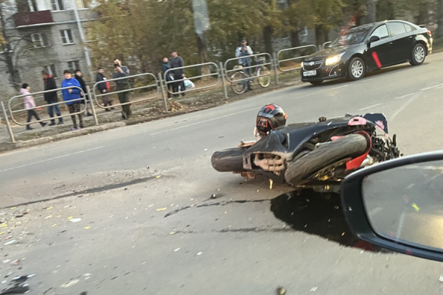 В Кургане после столкновения с автомобилем погиб мотоциклист