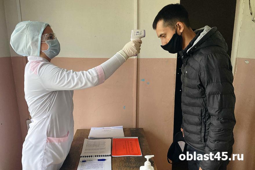 Вирусолог спрогнозировал пик осенней заболеваемости коронавирусом в России