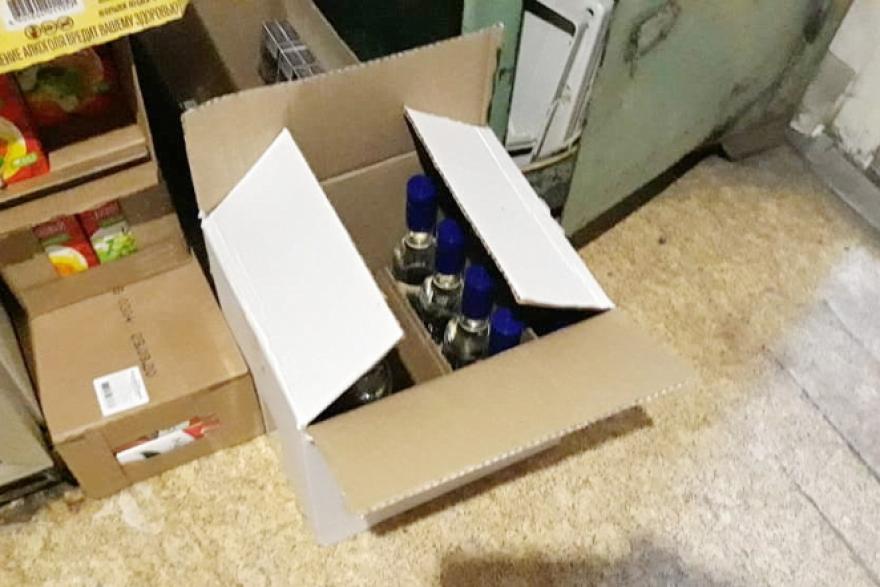 В Кургане полицейские нашли «паленый» алкоголь в продуктовом магазине