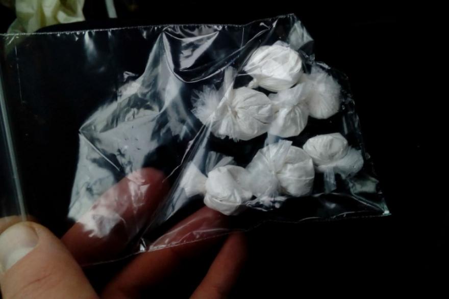 Житель Кургана расфасовал по пакетам 20 граммов наркотиков 