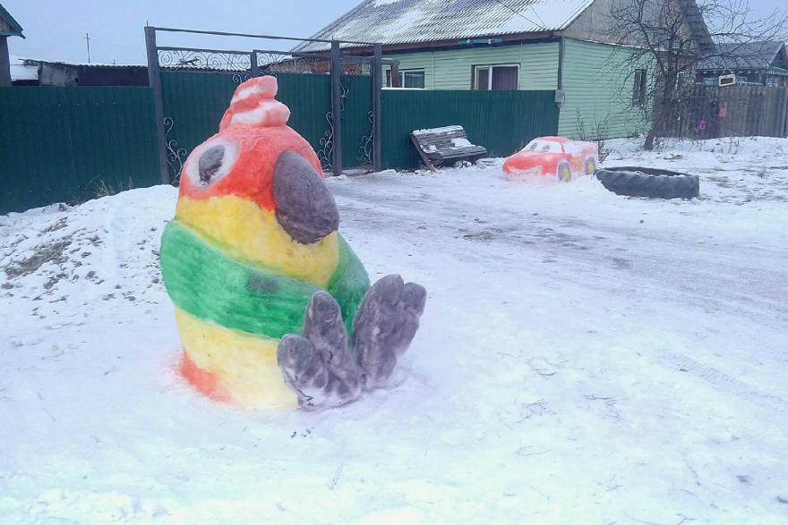 В Зауралье проходит конкурс на самого креативного снеговика