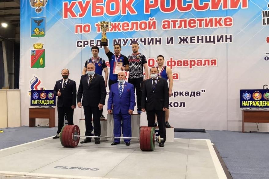 Зауральский тяжелоатлет установил три рекорда России