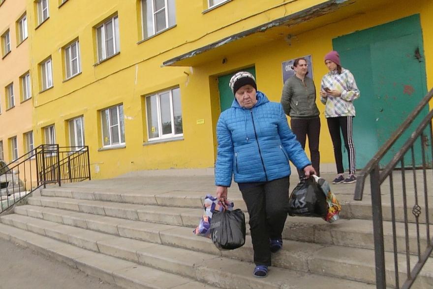 Губернатор Курганской области Вадим Шумков вмешался в ситуацию с выселением из общежитий в КГСХА