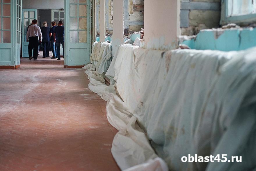 В Зауралье оштрафовали тюменского подрядчика за срыв сроков ремонта школы