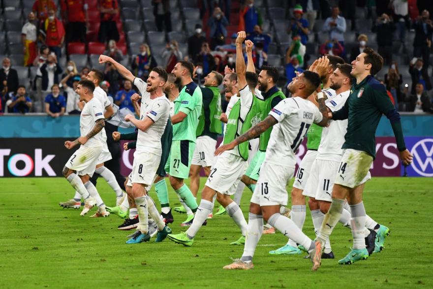 Курганцы считают, что футбольными чемпионами Европы станут итальянцы