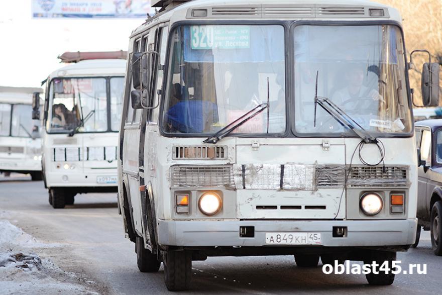 В Кургане сообщили об изменении движения автобусов до Шевелевки на выходные