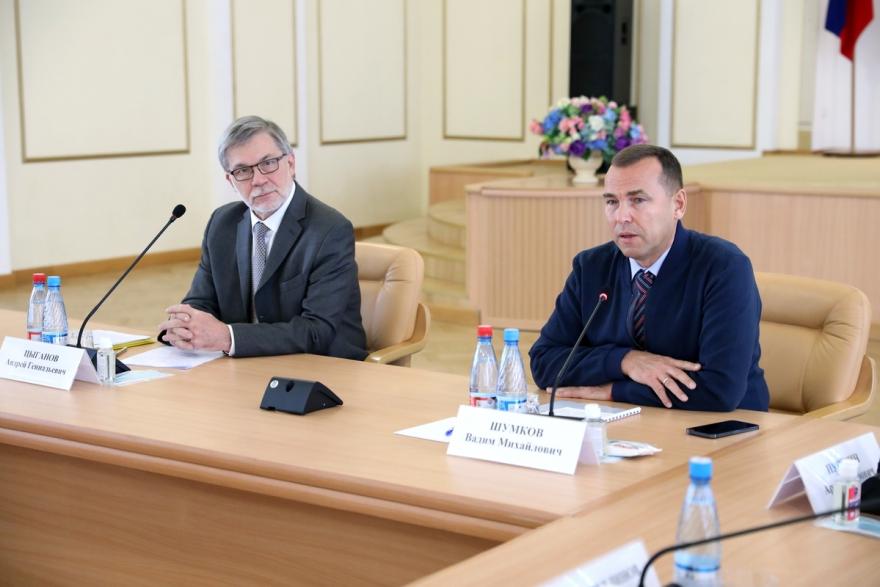 Губернатор Шумков обсудил рост цен с антимонопольщиком федерального уровня 