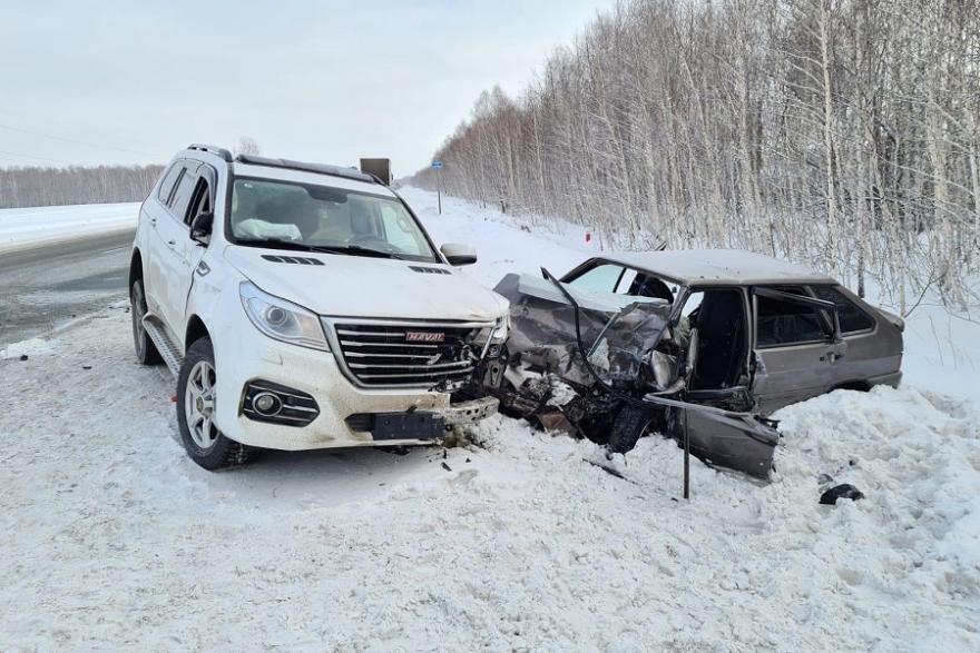 В Курганской области пассажирка погибла на месте аварии